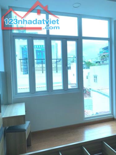 BÁN NHÀ 5 TẦNG, HẺM XE HƠI 3 Mét THÔNG TRẦN HƯNG ĐẠO Q1 - 2