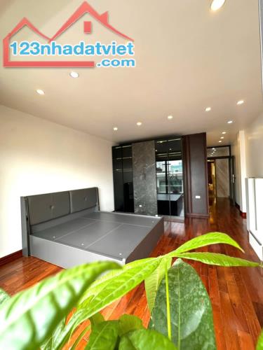 NHÀ ĐẸP PHỐ HOÀNG MAI - NGÕ THÔNG ÔTÔ TRÁNH, VÀO NHÀ - 6 TẦNG THANG MÁY - GIÁ 18 TỶ - 2