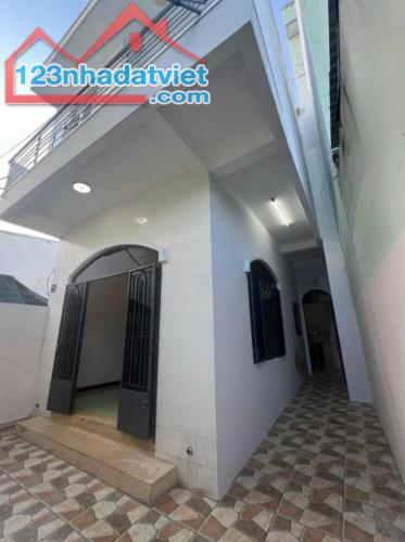 Hẻm gần Tôn Thất Tùng - Nha Trang dt 107m2 Bán nhanh: 2tỷ 350triệu lh: