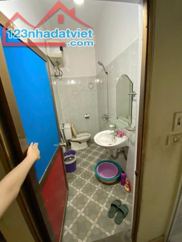 Cho thuê nhà ngõ phố Lê Trọng Tấn Thanh Xuân 42m x 3 tầng, giá 8tr/tháng - 5
