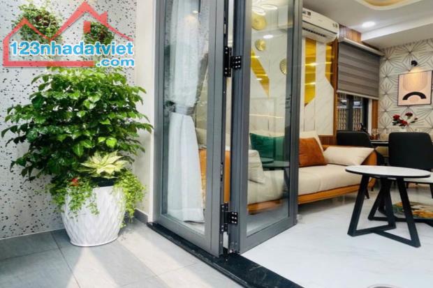 Bán nhà hẻm xe hơi, Lê Quang Định, Gò Vấp, 3.5m x 11m, 40m², siêu phẩm - Giá 5.95 tỷ TL - 2