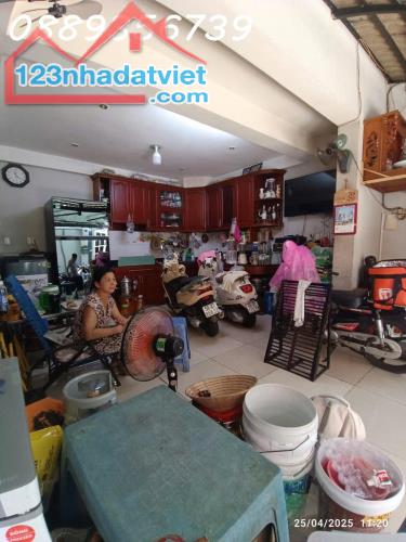BÁN GẤP NHÀ TRUNG TÂM QUẬN 10 – ĐƯỜNG BA THÁNG HAI – GIÁ CHỈ 8.5 TỶ