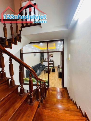 Bán nhà mặt phố Đống Đa - Nhà mới, kinh doanh siêu lợi nhuận!