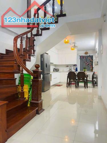 Bán nhà mặt phố Đống Đa - Nhà mới, kinh doanh siêu lợi nhuận! - 1