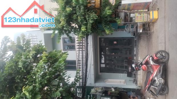 Bán nhà mặt tiền Hà Huy Giáp Gò Vấp, 4.5x7, 3 tầng. Giá 4.5 tỷ còn bớt lộc - 1