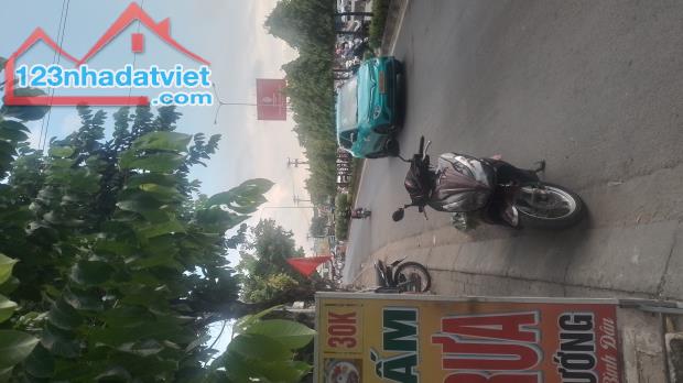 Bán nhà mặt tiền Hà Huy Giáp Gò Vấp, 4.5x7, 3 tầng. Giá 4.5 tỷ còn bớt lộc - 2