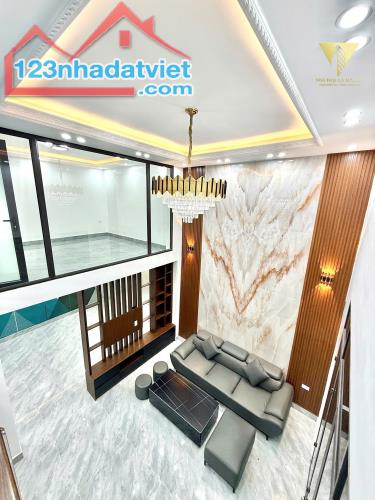 Bán nhà 3 tầng sạch đẹp ngõ nông phố Đình Đông - 2