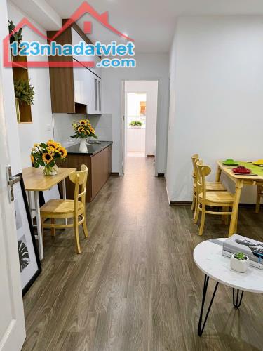 Chính chủ bán căn hộ 42m2, 2PN, tầng trung tòa CT8 Đại Thanh. Giá 1,65 tỷ. Ảnh thật nhà