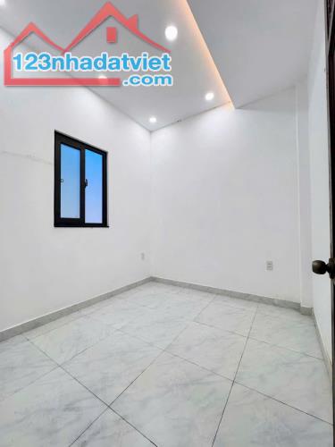 Nhà hẻm Gò Xoài, Bình Hưng Hòa A dt 36m2 1 lầu 2pn 2wc giá 4,1 tỷ - 4