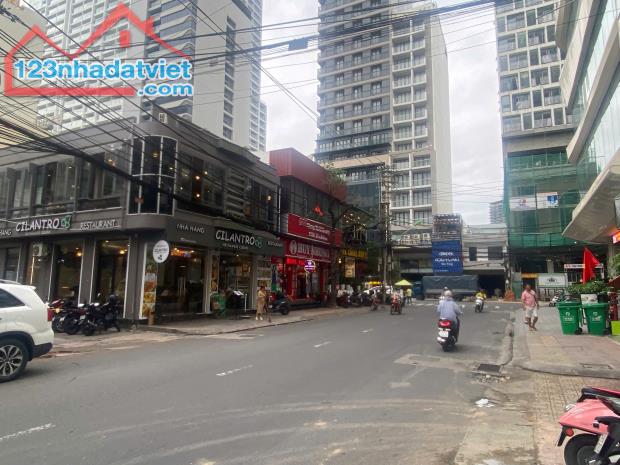 Bán đất vip đường Trần Quang Khải Lộc thọ nha trang, dt 250m2 gia  220 tr/ m2 (55ty)
lh