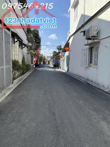 Bán Gấp Lô Góc 2 Mặt Tiền Hiệp Bình Phước – Giá Chỉ 8 Tỷ, Cơ Hội Đầu Tư Sinh Lời Cao