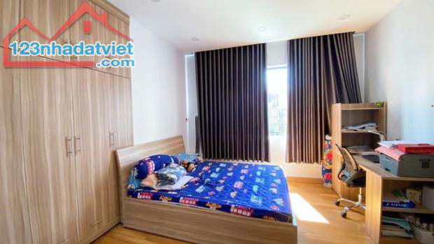 Bán nhà 5 PHÒNG - NGUYỄN VĂN LƯỢNG - hẻm 4m - 50m2. - 1