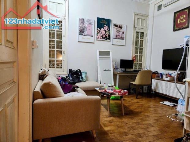 BÁN NHÀ PHỐ ĐỘI CẤN - LÔ GÓC 3 THOÁNG - FULL NỘI THẤT - TIỆN ÍCH ĐỦ - 3