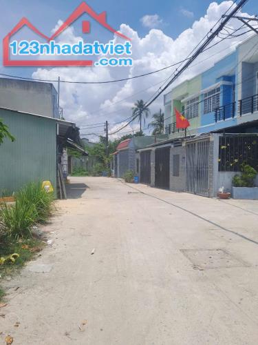 Bán mảnh đất #TX52,hẻm xe tải 1 sẹc,tiện ích đầy đủ,giá chỉ 3,55ty - 1