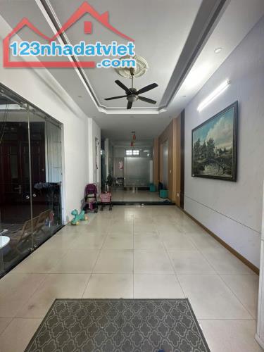 MẶT TIỀN SÂN BAY ĐÀ NẴNG 300m2 sử dụng CHỈ 11 TỶ NHỈNH ĐƯỜNG 6 LÀN XE