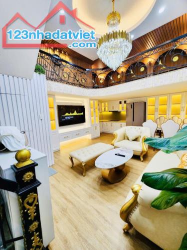 BÁN NHÀ PHỐ ĐẶNG TIẾN ĐÔNG _ FULL NỘI THẤT LUXURY _ TIỆN ÍCH HOÀN HẢO