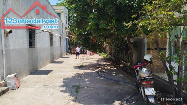 BÁN NHÀ C4, ĐẤT  ĐẸP - ĐỨC LẬP HẠ, ĐỨC HÒA, LONG AN - 540 m2 - ⬇️ GIẢM SÂU CHỈ CÒN 2.85 - 3