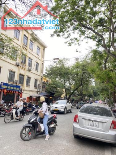 Mặt phố cổ Quán Sứ - 1 mặt phố 1 mặt ngõ - 1 sổ 1 chủ.