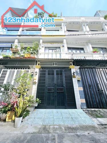 BÁN NHÀ PHỐ – KHU BIỆT THỰ PHÚ XUÂN – ĐƯỜNG Ô TÔ 8M – FULL NỘI THẤT - Nhỉnh 2 tỷ