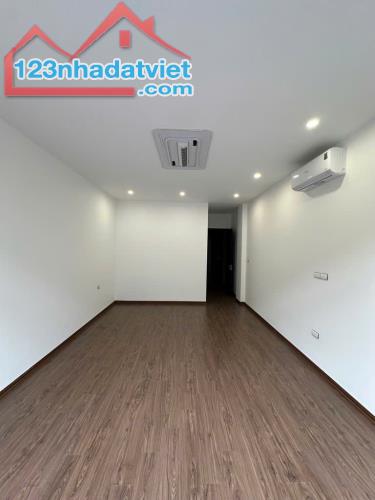 Nhà mới koong, 7 tầng, thang máy, ô tô đỗ đậu đỗ, Phương Mai - Đống Đa - 2