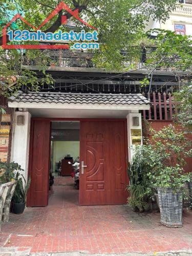 BÁN BIỆT THỰ LIỀN KỀ PHÙNG KHOANG - MẶT TRỤC CHÍNH KINH DOANH, DT: 150M2, GIÁ 33,9 TỶ