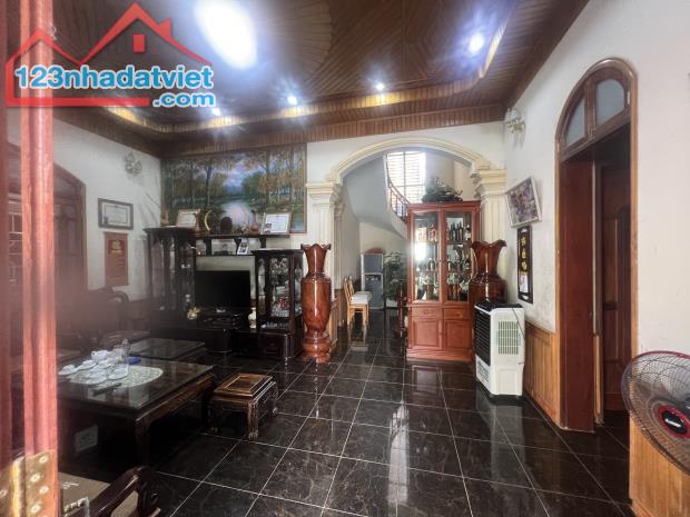 Bán nhà 2 tầng khu nhà giàu Phường Hưng Dũng- Ngõ Đinh Lễ - 1