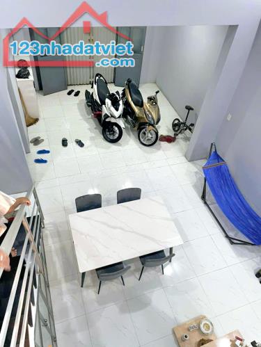 GẤP BÁN CHỈ 100TR/M ,NGANG 6M,MẶT TIỀN KD THÔNG HIM LAM NGUYỄN THỊ THẬP ,Q.7