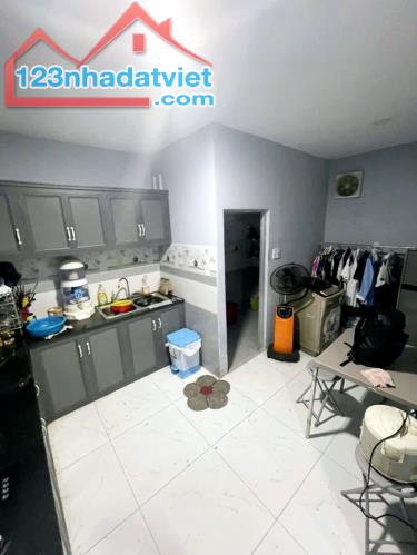 GẤP BÁN CHỈ 100TR/M ,NGANG 6M,MẶT TIỀN KD THÔNG HIM LAM NGUYỄN THỊ THẬP ,Q.7 - 3