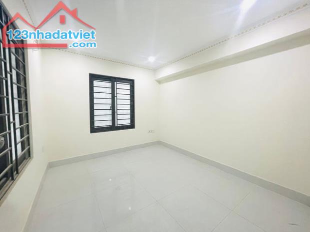 RẺ NHẤT THÁI THỊNH ĐỐNG ĐA 7.8 TỶ 51M NGÕ NÔNG VÀI BƯỚC RA MP THÁI THỊNH, CHỈ VIỆC XÁCH - 2