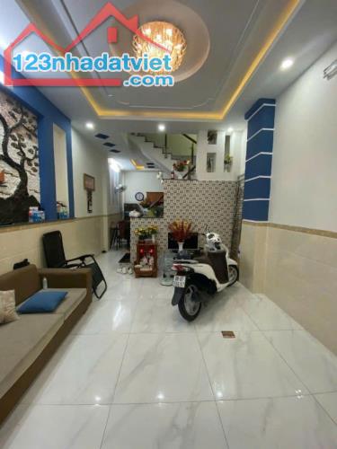 Bán Nhà Mặt Tiền,Khu Tên Lửa,Bình Tân (4x10-4 Tầng) 6,5 Tỷ TL - 1
