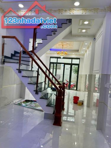 Siêu Phẩm nhà đường số 4 sau lưng trường Kim Đồng-52m2,4 Tầng Nhỉnh 5 tỷ - 3