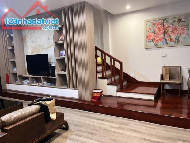 BÁN LIỀN KỀ KHU ĐÔ THỊ MỄ TRÌ THƯỢNG,PHÂN LÔ,Ô TÔ TRÁNH,VỈA HÈ,KINH DOANH,GIÁ 20.8 TỶ - 3