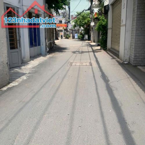 Hẻm xe hơi, P.14 Gò Vấp, Vuông vức, 4x12.5m, Chỉ nhỉnh 5 Tỉ