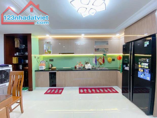 NHÀ SIÊU ĐẸP-CHỈ 13.5 T.Ỷ-HẺM 8M THÔNG-110M2-NGANG 5M-4 TẦNG-NGAY SÂN BAY,SÂN GOLF,CHỢ PVB - 4