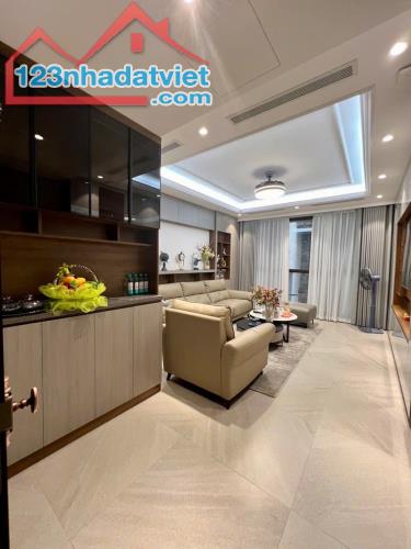 Bán nhà 6 tầng thang máy, ô tô vào nhà phố Nguyễn Chí Thanh, Đống Đa, 54m, 17.5 tỷ - 2