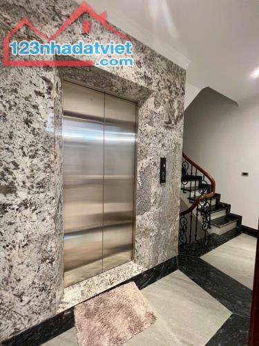 Bán nhà 6 tầng thang máy, ô tô vào nhà phố Nguyễn Chí Thanh, Đống Đa, 54m, 17.5 tỷ - 4