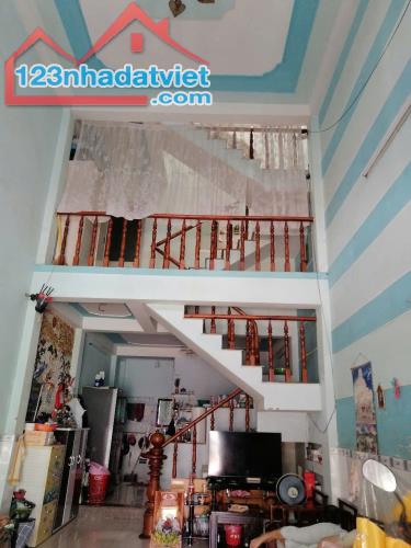 Hàng Thơm nhà đường số 9 BHH gần AEON Tân Phú 52m2 hẻm 7m thông 3 Tâng Nhỉnh 4 tỷ - 3