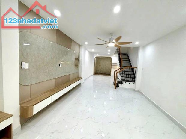 60m2, GẤP BÁN NHÀ 5 TẦNG,HẺM XE HƠI, 1/THỐNG NHẤT, P11 GÒ VẤP, 6.x TỶ - 4