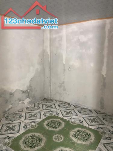 Bán đất tặng nhà C4 đường VŨNG THÙNG 1 , đối diện Chung cư 100m2 giá 4ty6 có bớt - 2