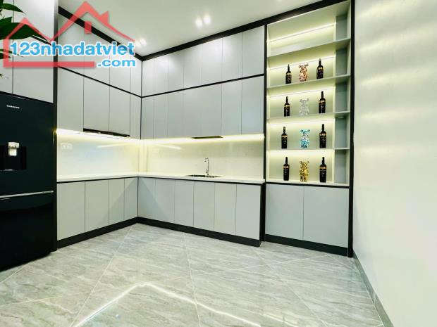 Bán nhà riêng Ngọc Khánh, Ba Đình, mặt ngõ thông, kinh doanh. DT 35m2 x 4 tầng, giá 7,9 tỷ - 3