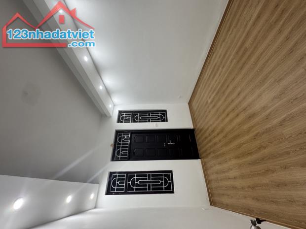 BÁN NHÀ GIÁI PHÓNG, KIM ĐỒNG, Ô TÔ ĐỖ CỬA,DT 40M2, 8.98 TỶ - 3