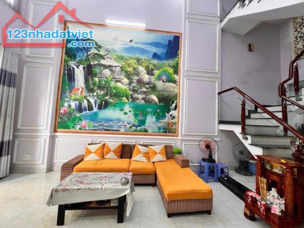 NHÀ MẶT TIỀN, 4 LẦU, Ô TÔ VÀO NHÀ, FULL NỘI THẤT, GIÁ TỐT - 1