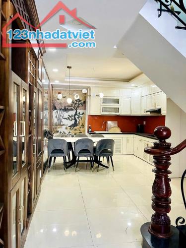 Siêu Phẩm Dương Quãng Hàm - Gò Vấp - 5 Tầng - Hẽm Xe Hơi 6M - Gía Rẻ - 2