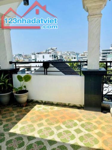 Siêu Phẩm Dương Quãng Hàm - Gò Vấp - 5 Tầng - Hẽm Xe Hơi 6M - Gía Rẻ - 5