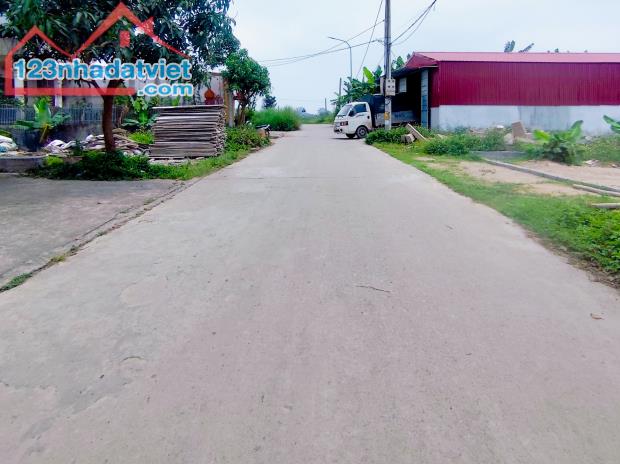 200m đất mặt đường liên xã Tri Trung-Hoàng Long KD đỉnh,cách Cienco5 700m - 2