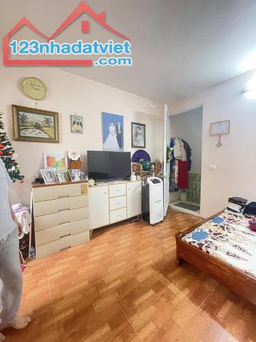 Bán nhà Lạc Long Quân, phân lô, Ô tô vào nhà, gần Hồ Tây giá nhỉnh 24 tỷ - 2
