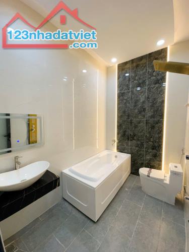 Bán  nhà 1T3L góc 2 MT, ngay KDC Hoàng Minh Chánh P.Hóa An, đường ô tô 8m thông thoáng - 5