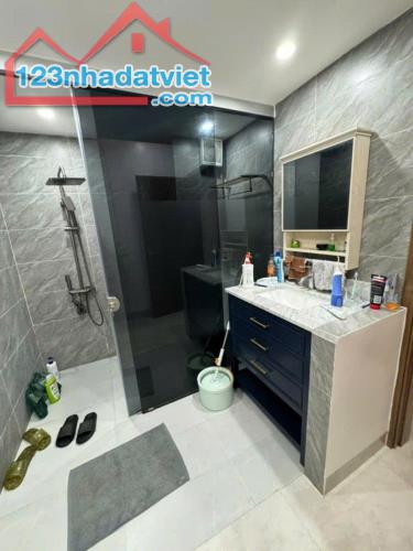 NHÀ ĐẸP phố Tạ Quang Bửu TT Bách Khoa Hai Bà Trưng 79m2 nhà 4 Tầng  2 mặt ngõ.Ô tô vào nhà - 2