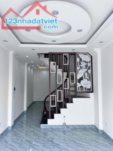 Bán nhà riêng Vân Côn, Hoài Đức. Nhà đơn lập, sân chơi riêng. Sổ đỏ 50m2 xây 4 tầng, 4 ngủ - 1