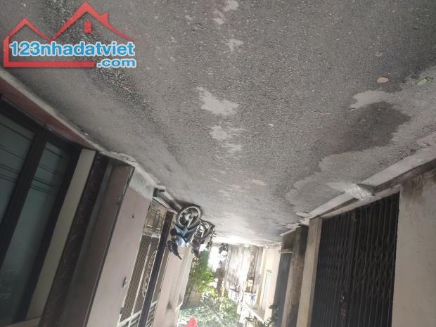 Bán  Nhanh Nhà Xuân La 40m2,  5 Tầng, Gần Ô Tô, Nhỉnh 8 Tỷ - 2